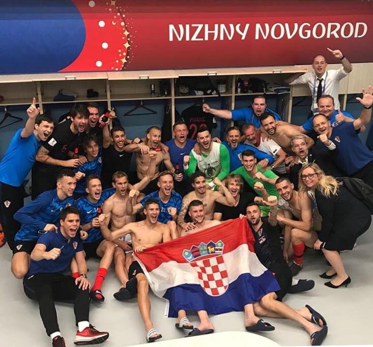 36440796_1732756800125734_6396459214423719936_n