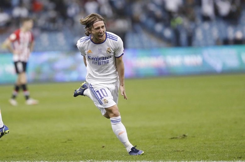 Luka Modrić Scores Game Winner As Real Madrid Lift Spanish SuperCup